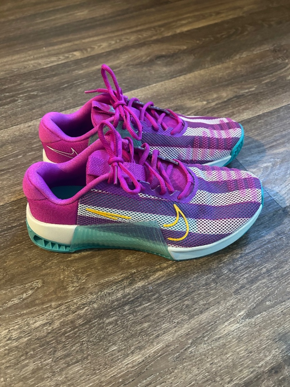 Women’s Nike Metcon size 9